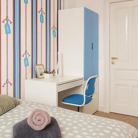 Flora's Palace - Scheveningen Appartement
