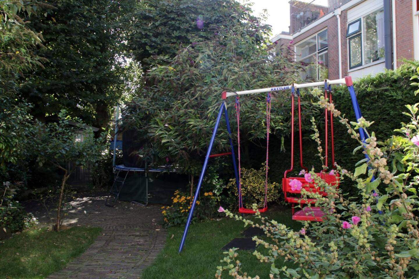 Flora's Palace - Scheveningen * Den Haag