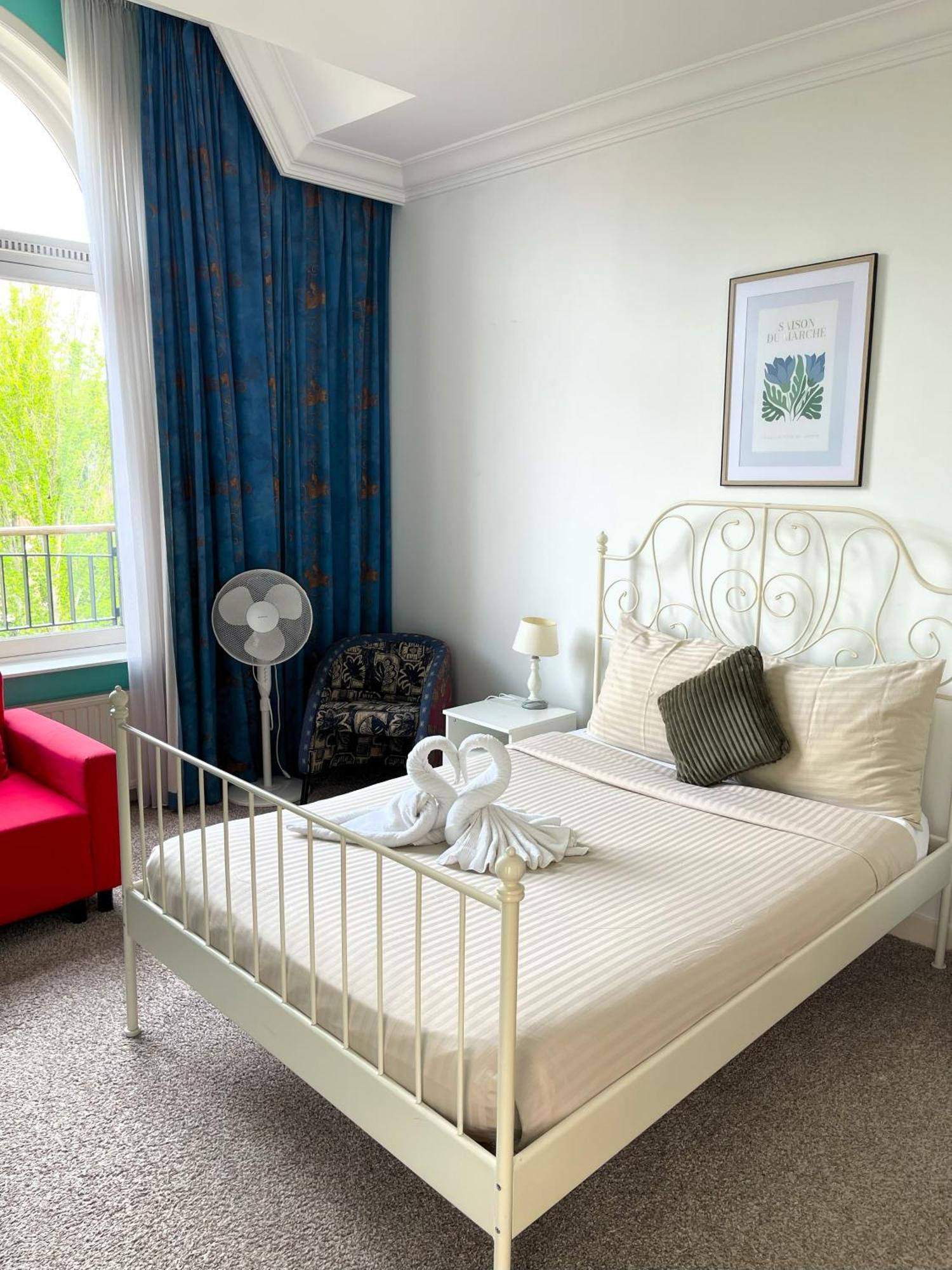 Flora's Palace - Scheveningen Appartement